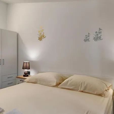 Apartment Ines Pula